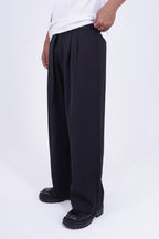 The Belted Wide-Leg Trouser Black