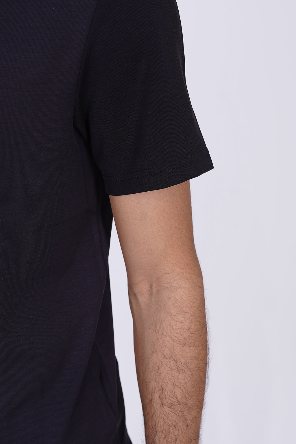 Armani Exchange Men’s 3D Logo Crew Neck T-Shirt Black – Premium Casual Essentials