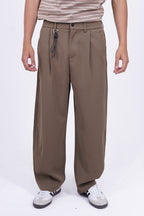 The Essential Pleated Relaxed Trouser