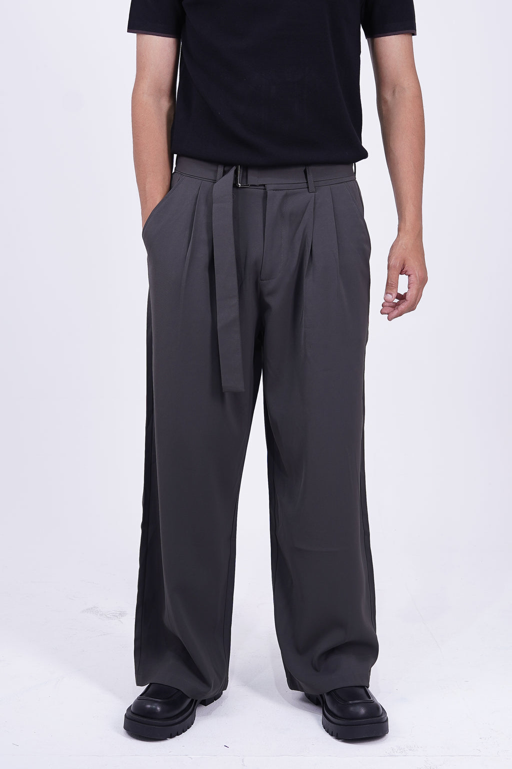 The Belted Wide-Leg Trouser
