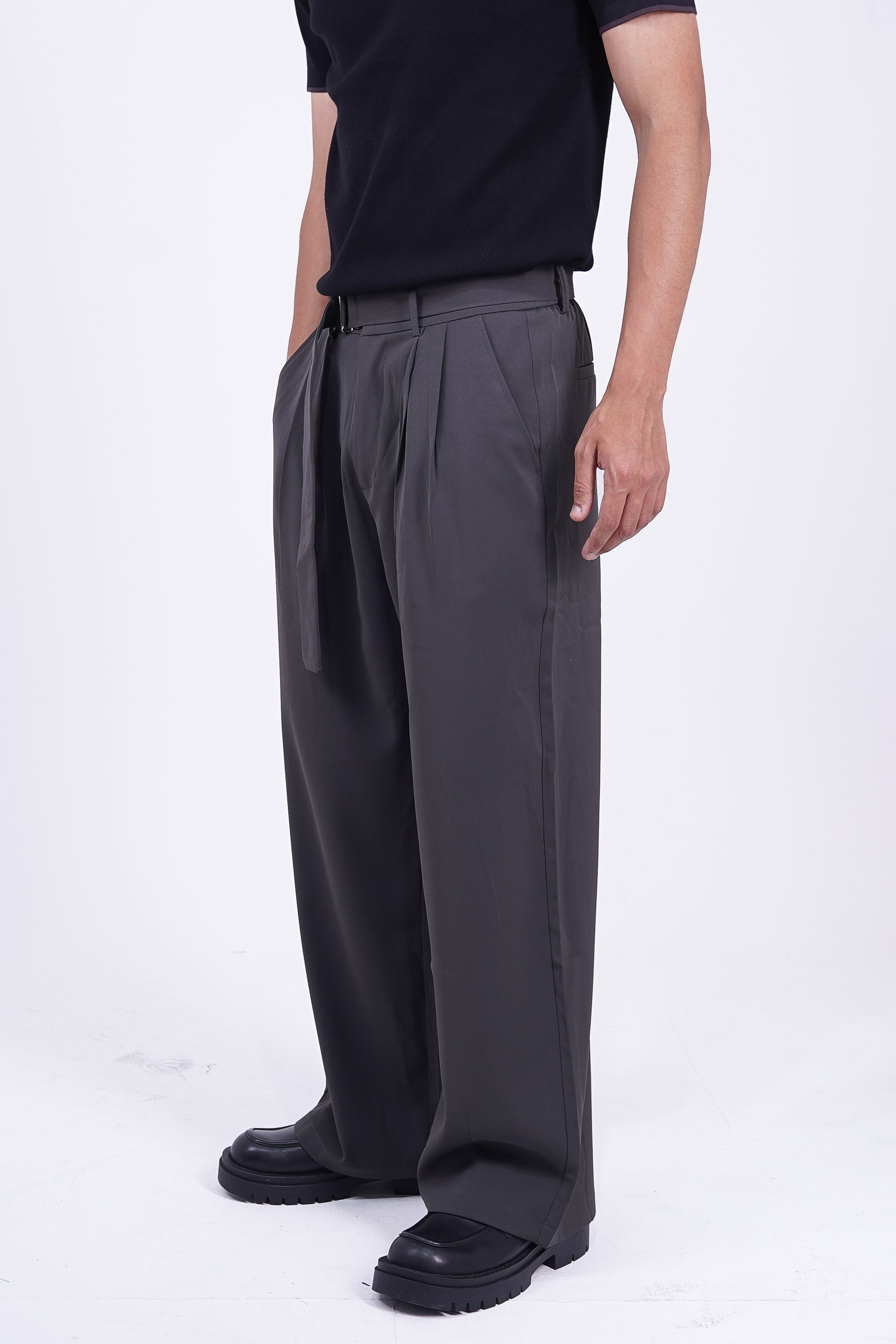 The Belted Wide-Leg Trouser